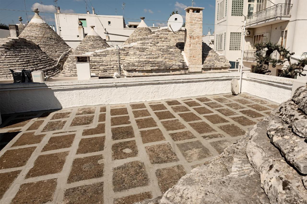 شقة Trulli Quercus ألبيروبيللو المظهر الخارجي الصورة